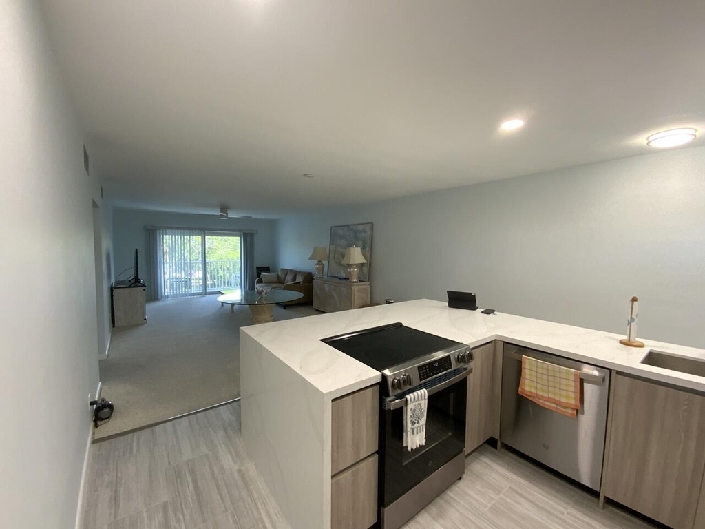 120 Lehane Terrace - Photo 6