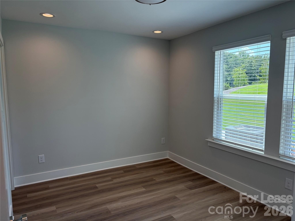 413 Nathaniel Way - Photo 4