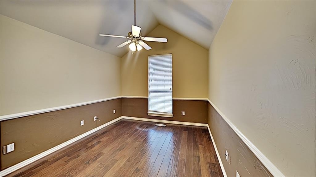 6808 Sandlewood Drive - Photo 3
