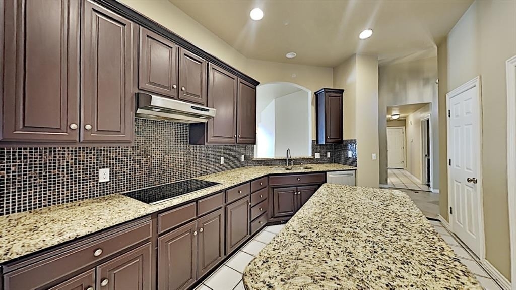 6808 Sandlewood Drive - Photo 9