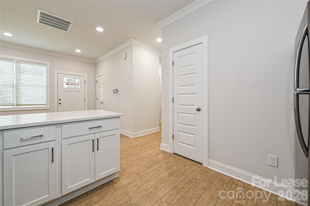 1714 Club Road - Photo 7