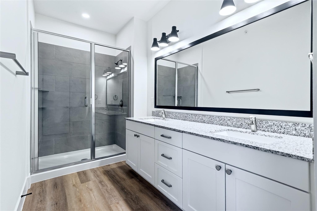 2906 Woodland Street - Photo 21