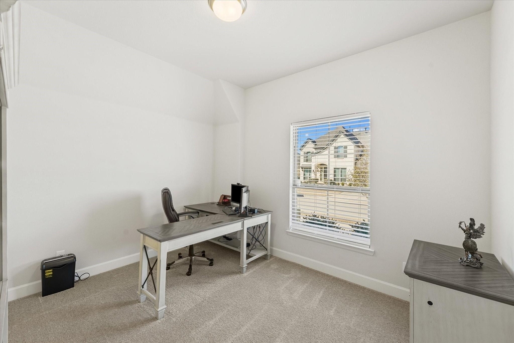3316 Honey Suckle Lane - Photo 19