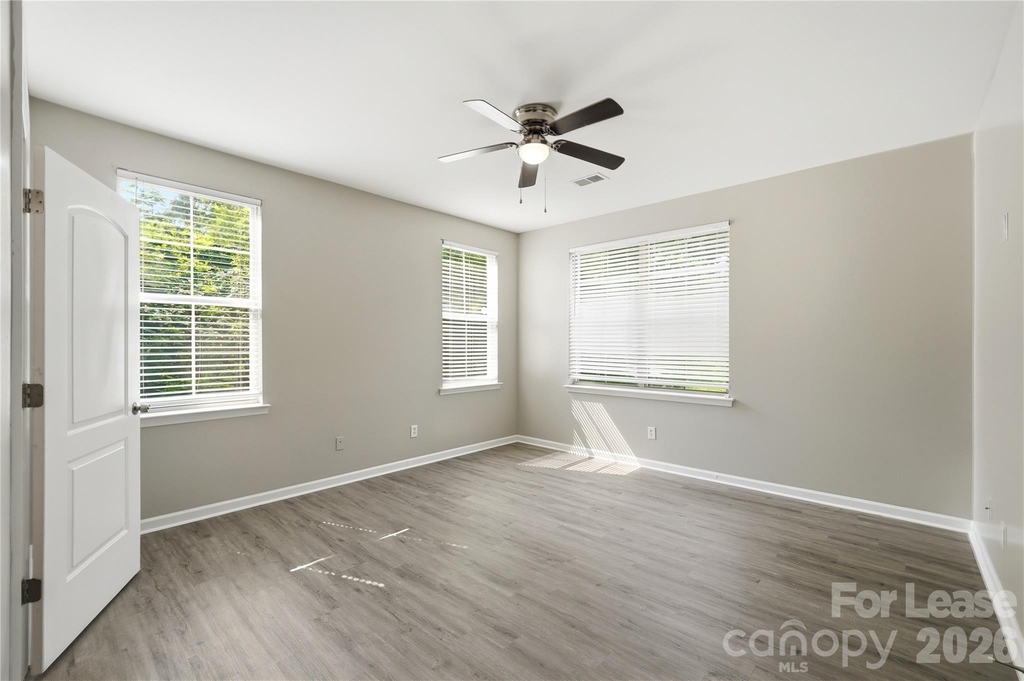 7329 Michaels Landing Drive - Photo 13