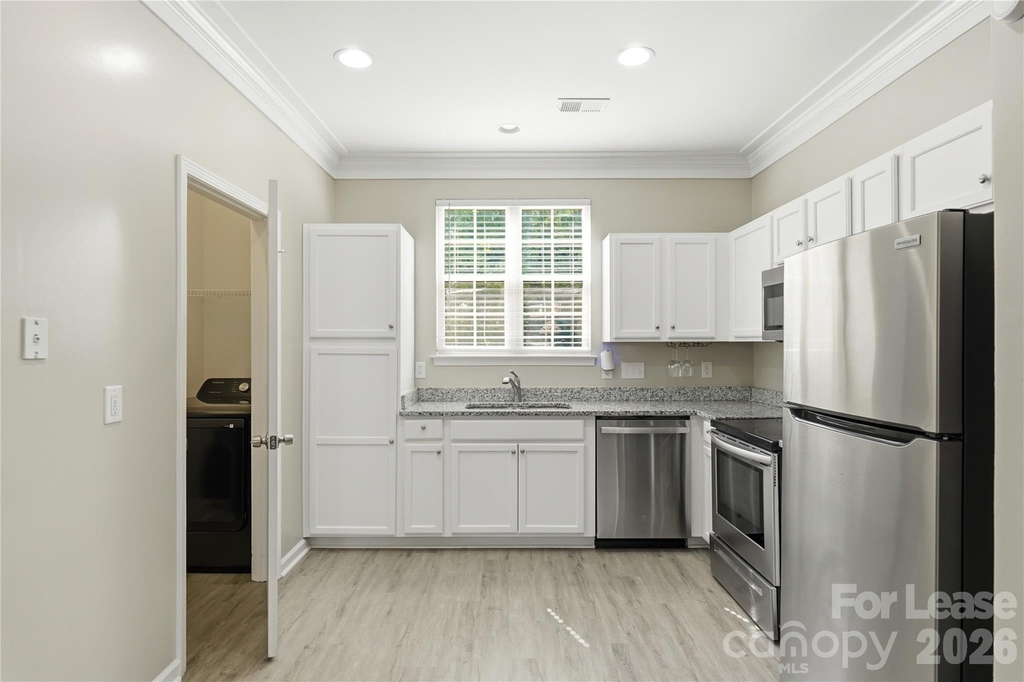 7329 Michaels Landing Drive - Photo 6