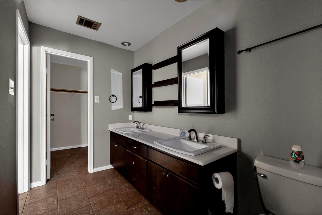 936 Sugarberry Drive - Photo 8