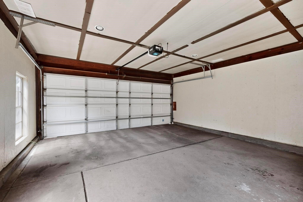 936 Sugarberry Drive - Photo 11