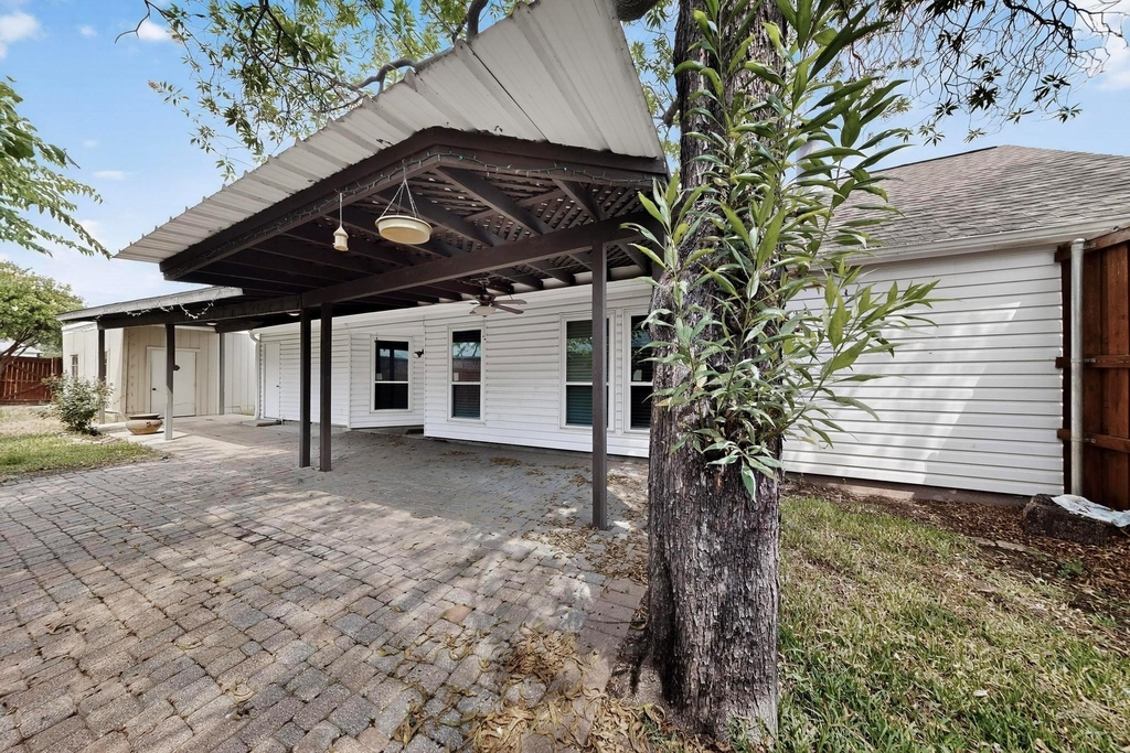 936 Sugarberry Drive - Photo 15