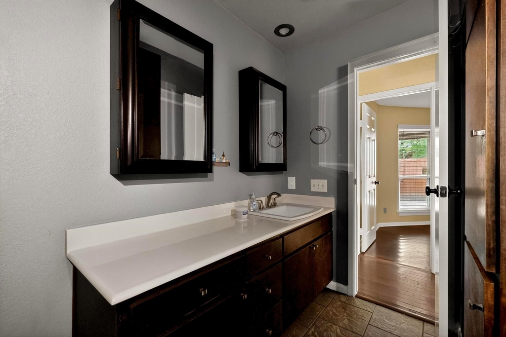 936 Sugarberry Drive - Photo 6