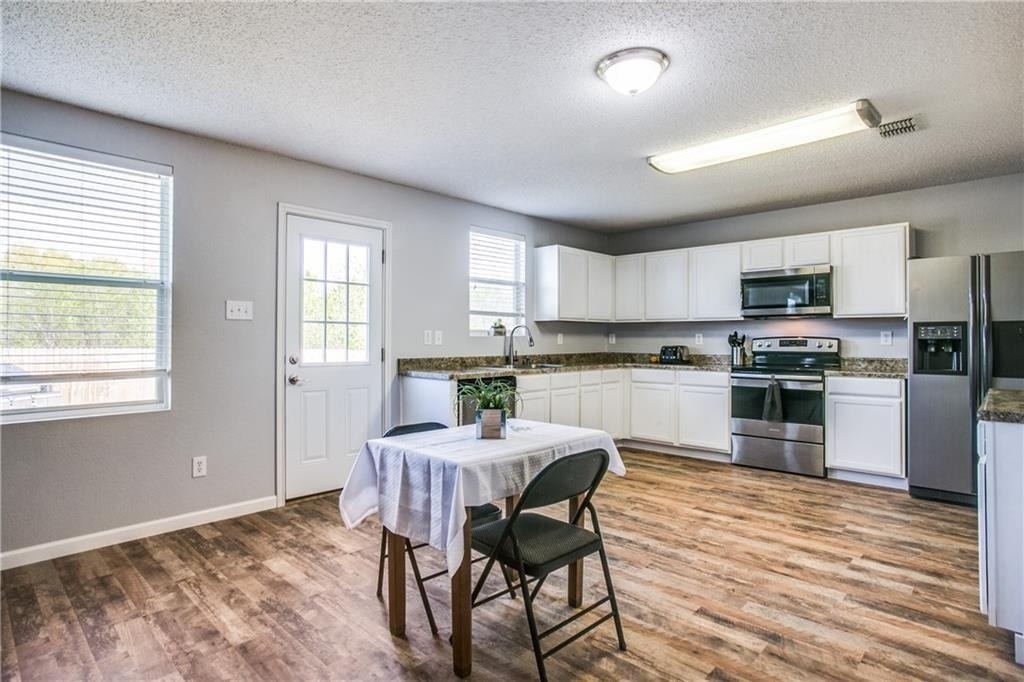 5400 Cedar Mountain Drive - Photo 7