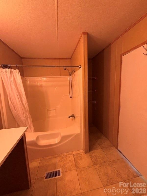 10111 Piney Creek Court - Photo 16