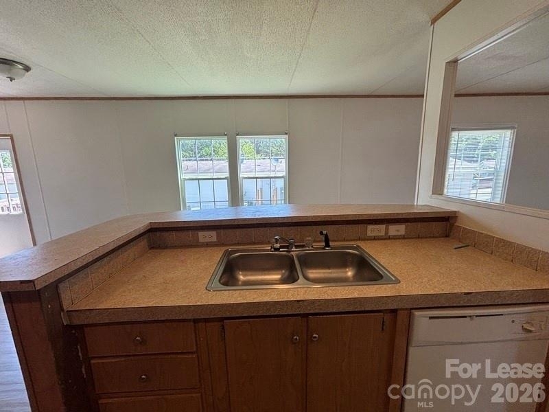 10111 Piney Creek Court - Photo 3