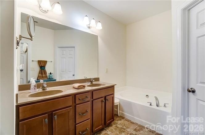 16718 Dolcetto Way - Photo 13
