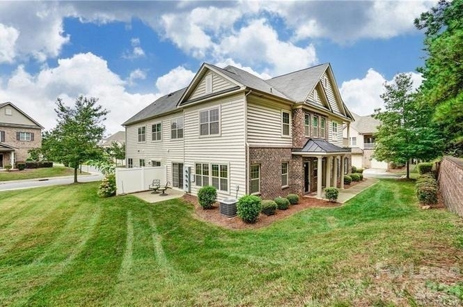 16718 Dolcetto Way - Photo 4