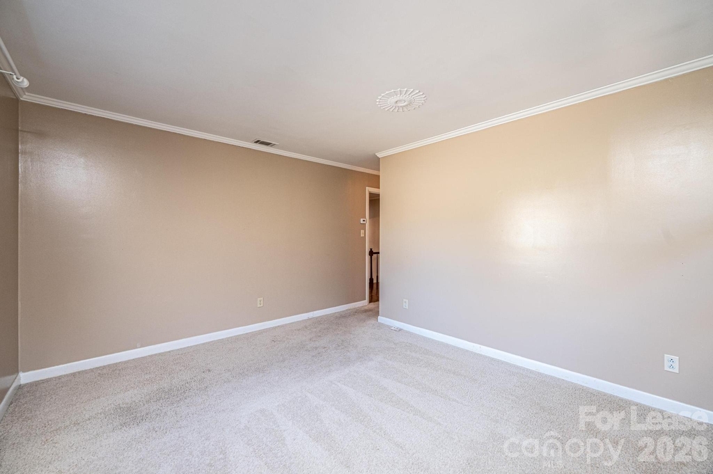 2035 2nd Street Nw - Photo 28