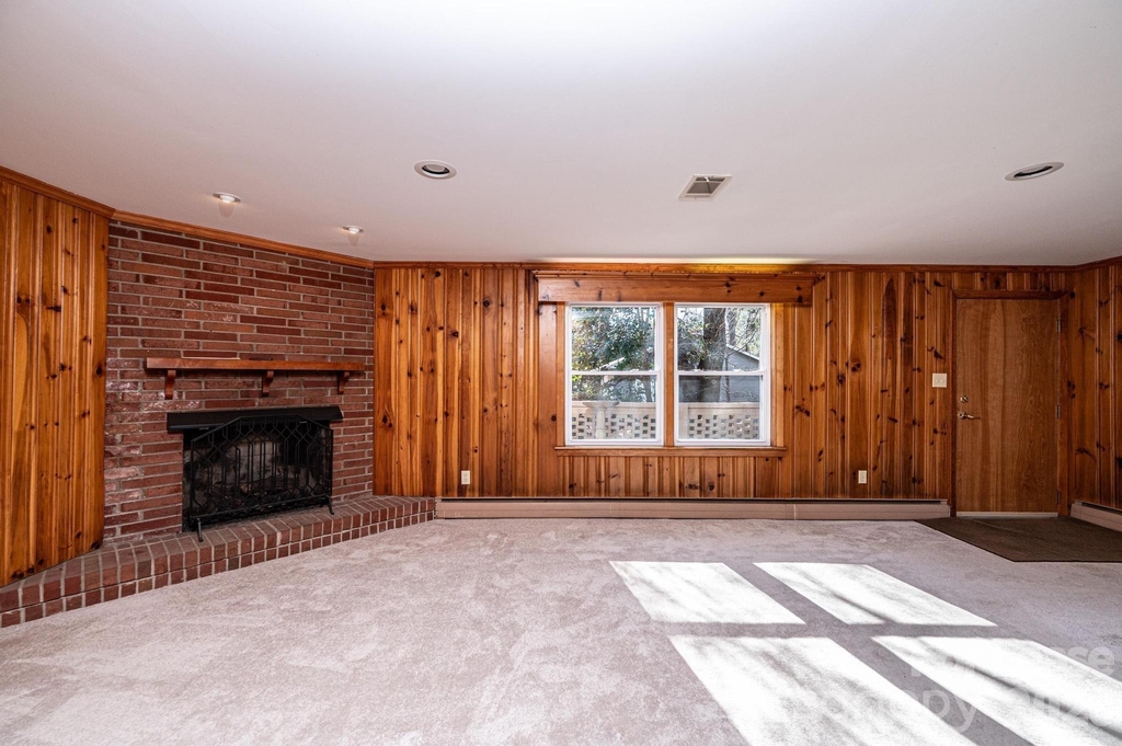 2035 2nd Street Nw - Photo 32