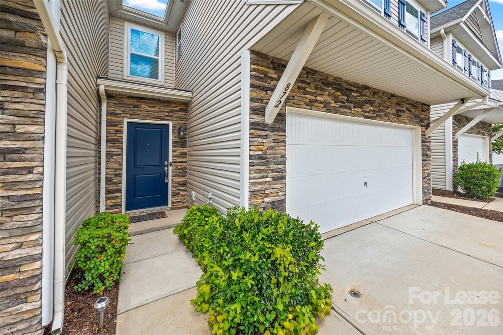 872 Summerlake Drive - Photo 1