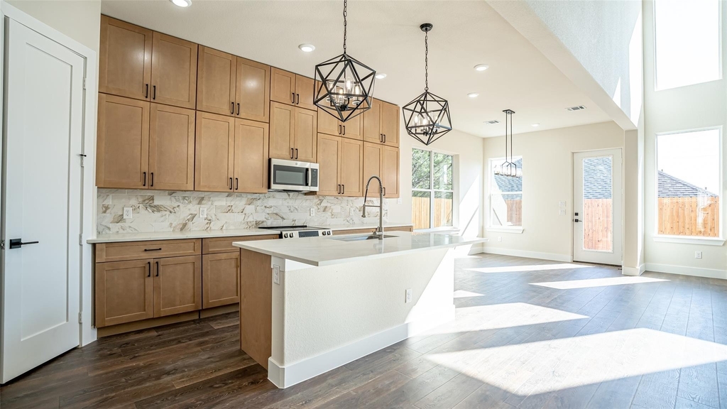5702 Barkridge Drive - Photo 11