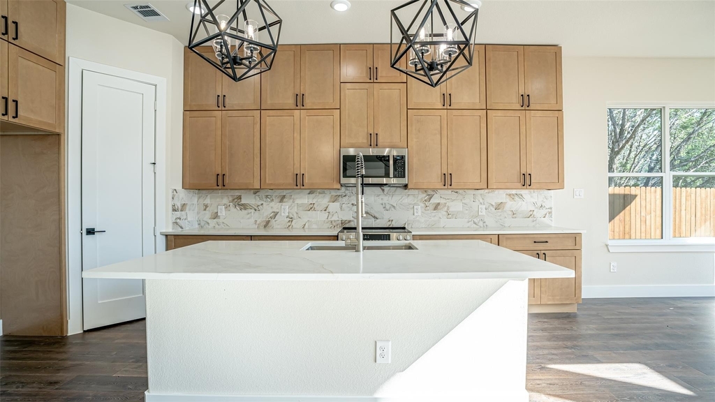 5702 Barkridge Drive - Photo 10