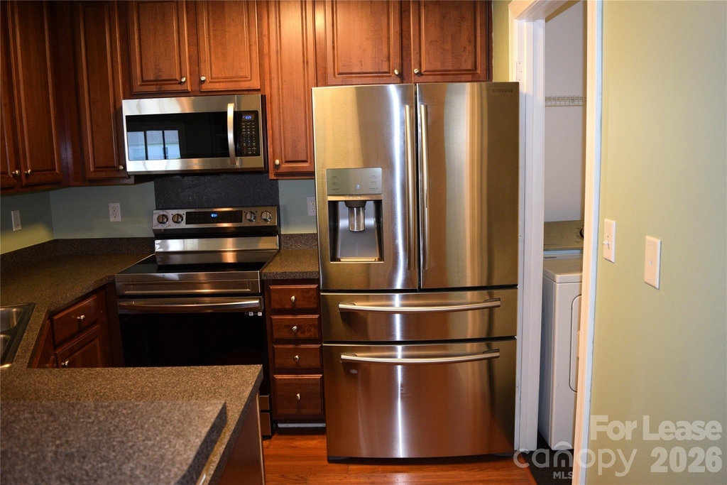 6321 Park Creek Drive - Photo 18