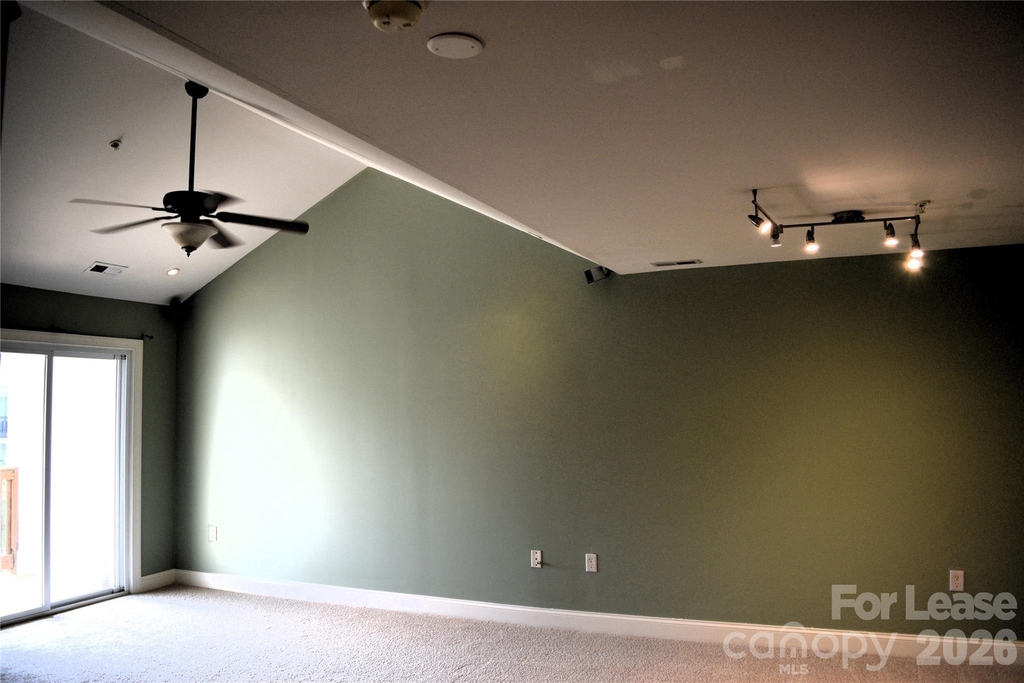 6321 Park Creek Drive - Photo 2