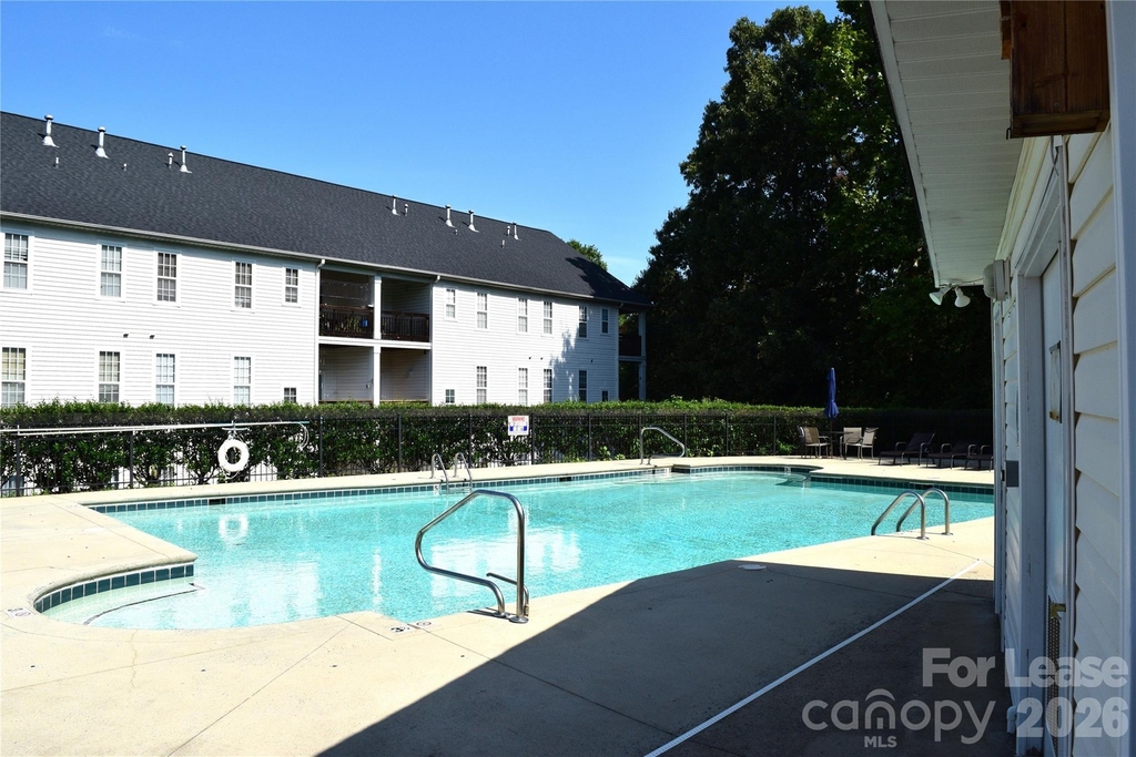 6321 Park Creek Drive - Photo 34