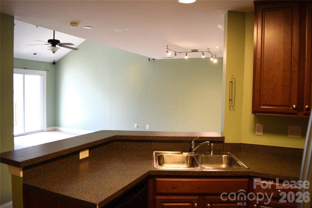 6321 Park Creek Drive - Photo 19