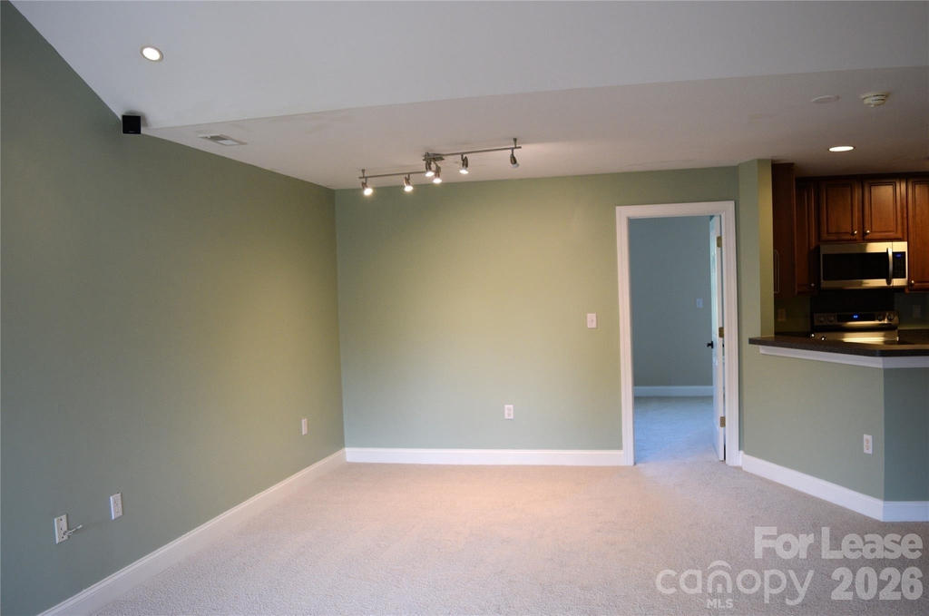 6321 Park Creek Drive - Photo 9