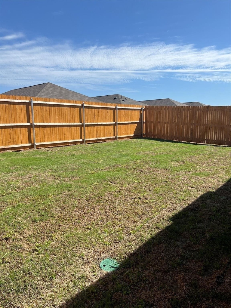 325 Dewberry Street - Photo 11