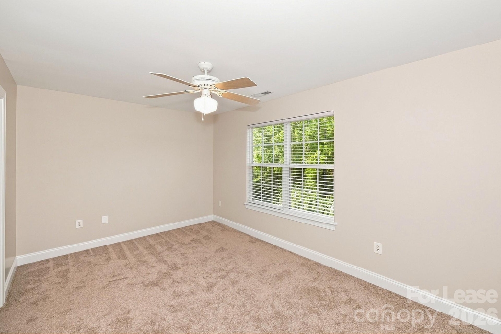 153 Forest Ridge Road - Photo 10