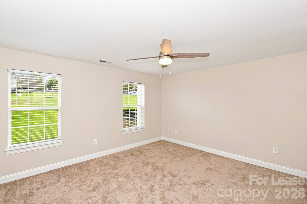 153 Forest Ridge Road - Photo 8