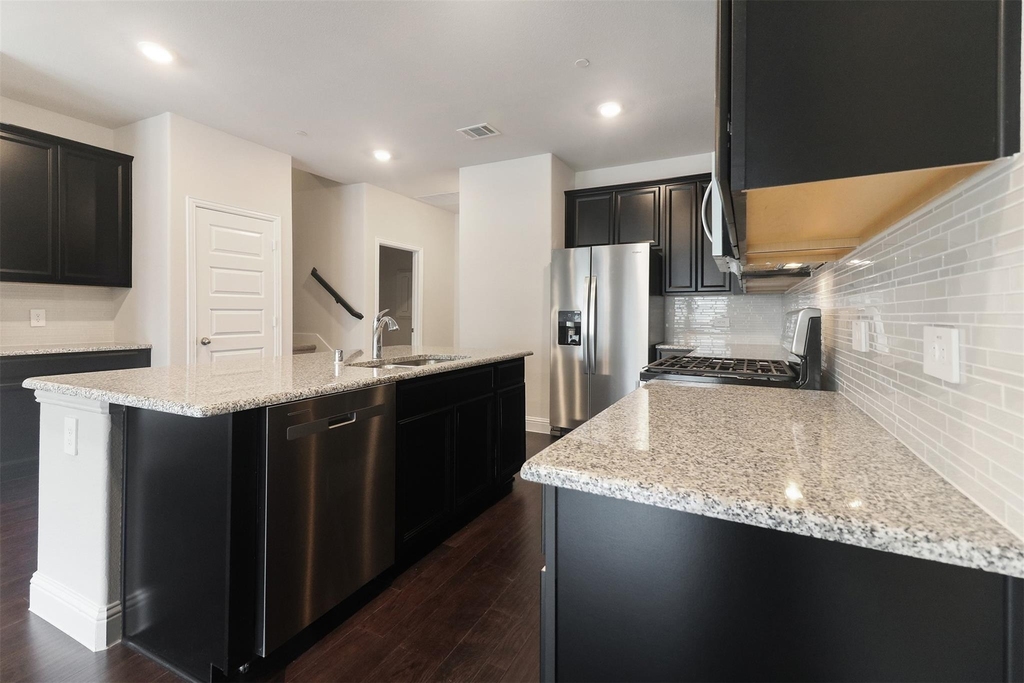 7836 Manilla Drive - Photo 5
