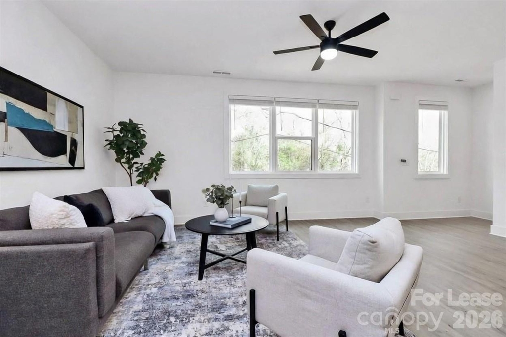 1106 Ivan Drive - Photo 17