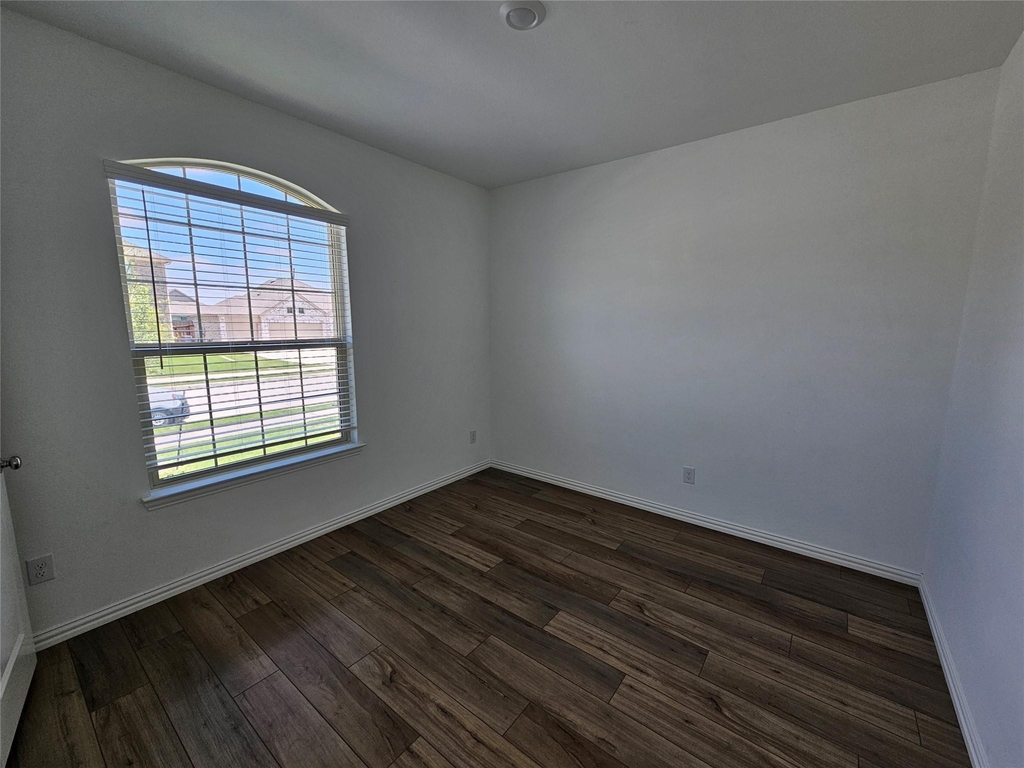 512 Chip Street - Photo 6