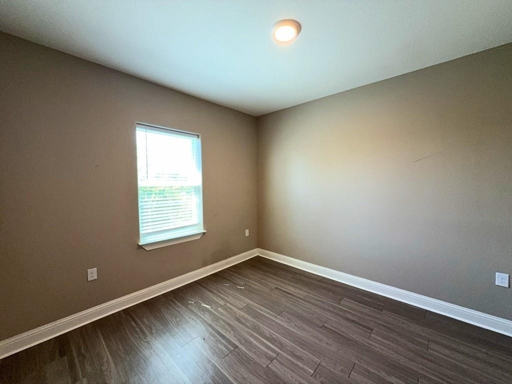 1017 Debby Court - Photo 12