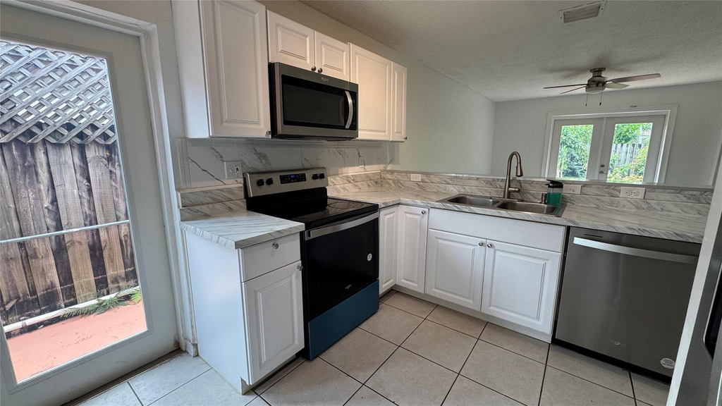 14332 Sw 163rd Street - Photo 4