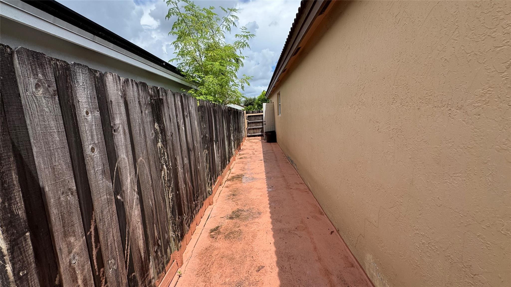 14332 Sw 163rd Street - Photo 28