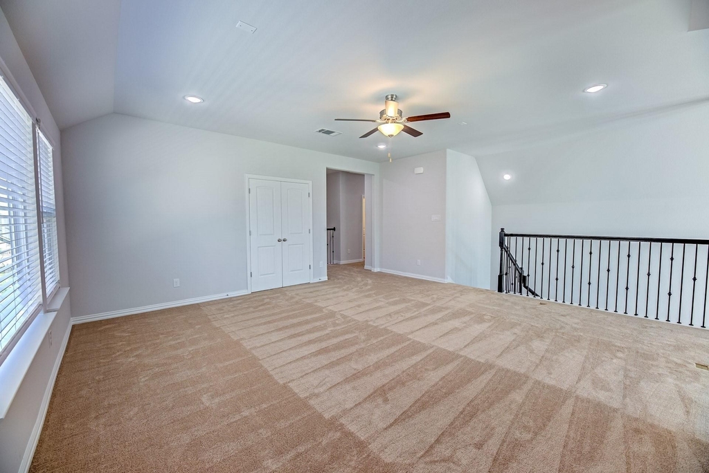1012 Rosebay Drive - Photo 24