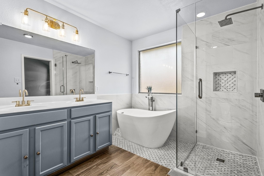 5540 Crestwood Drive - Photo 17
