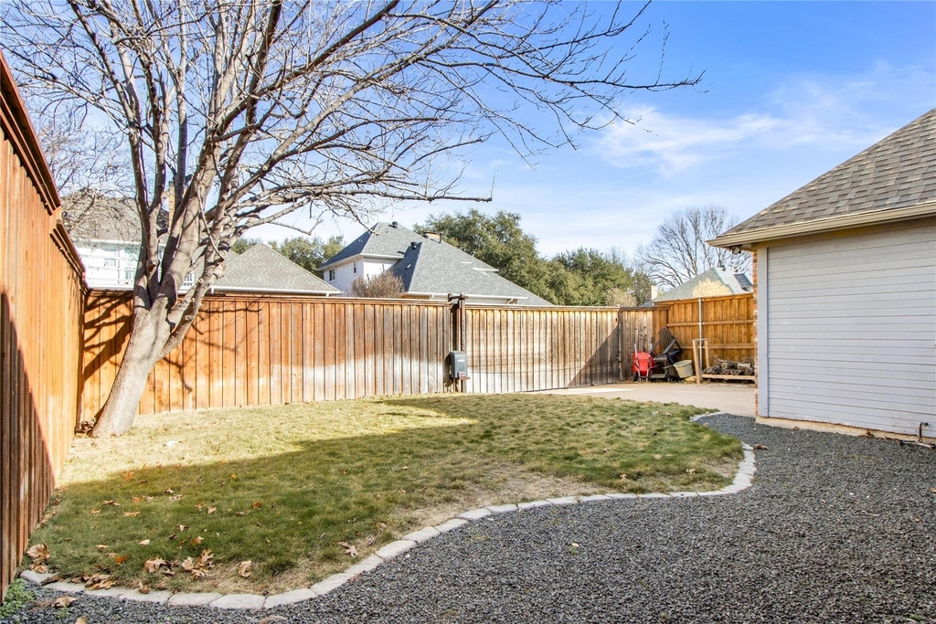 5205 W Plano Parkway - Photo 17