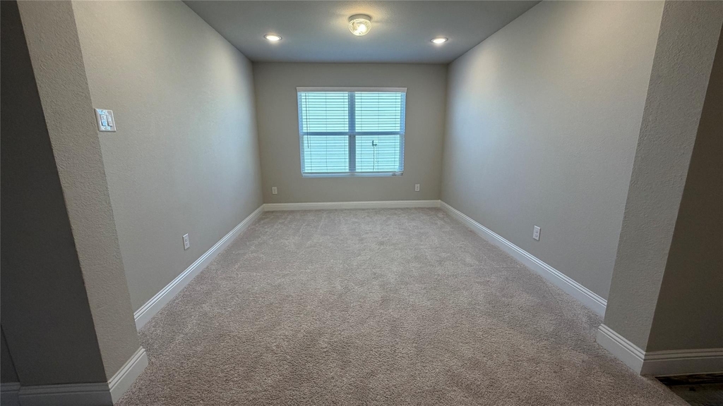 621 Quail Meadows Drive - Photo 2