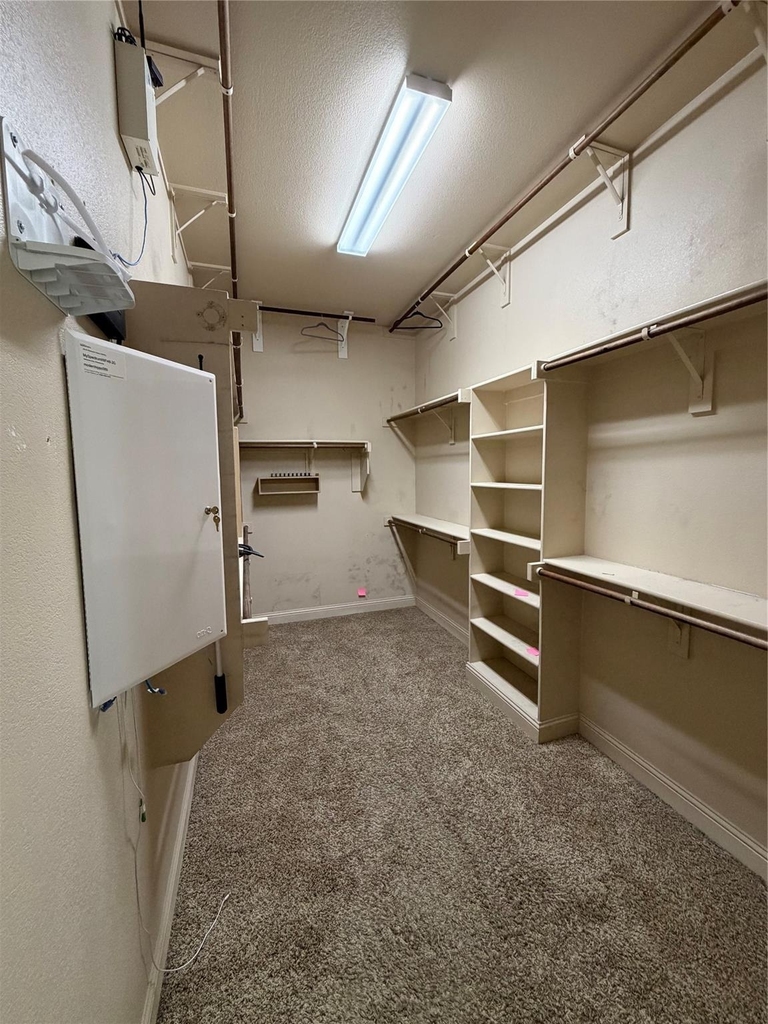 607 Deverson Drive - Photo 19