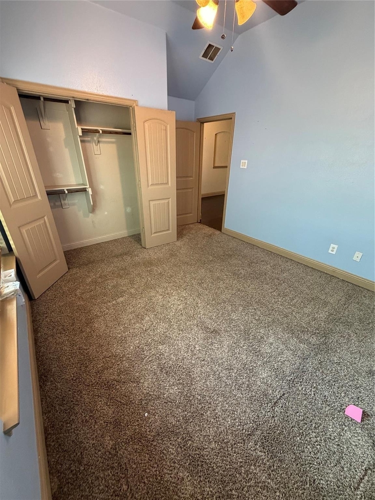 607 Deverson Drive - Photo 4