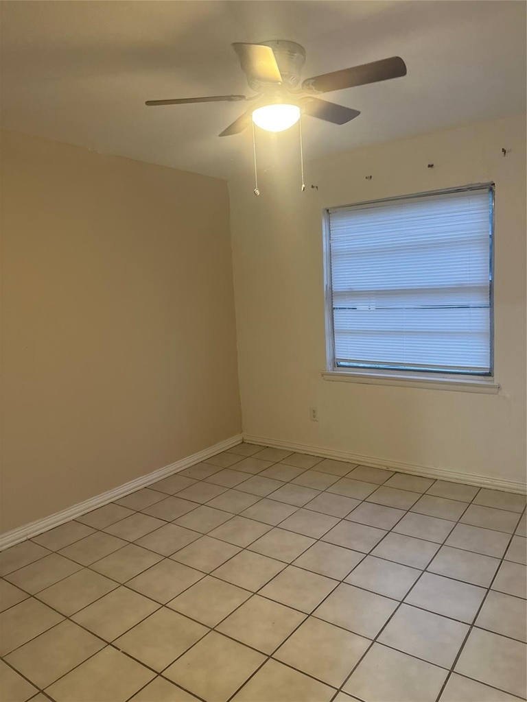 12125 Bellafonte Drive - Photo 2