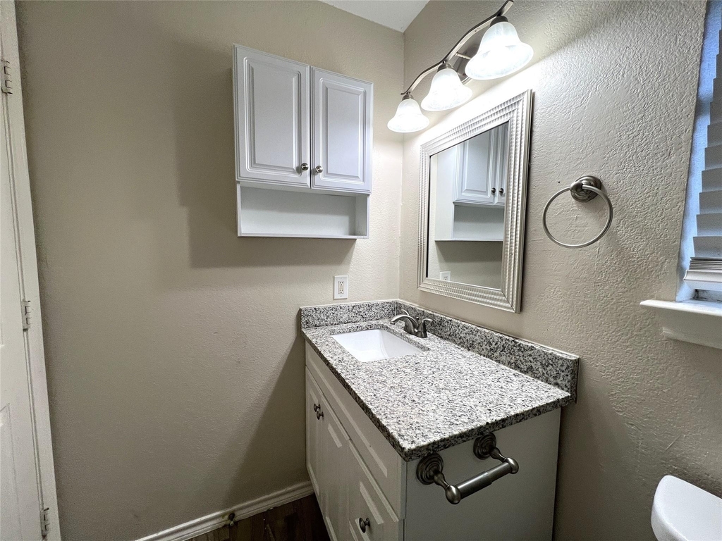 3417 Stanley Avenue - Photo 9