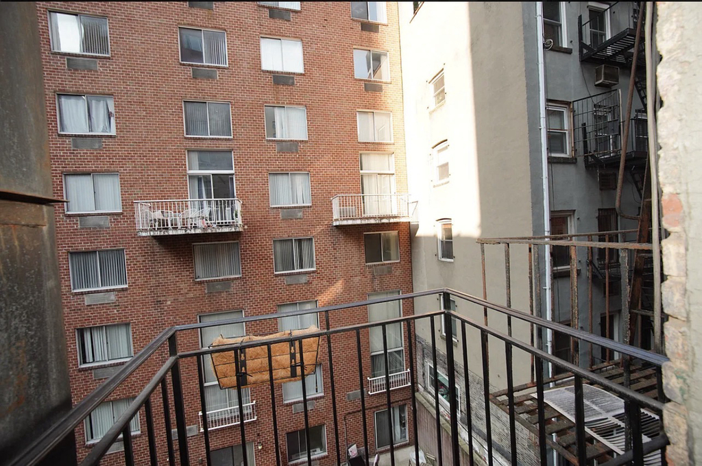 219 East 23rd Street - Photo 5