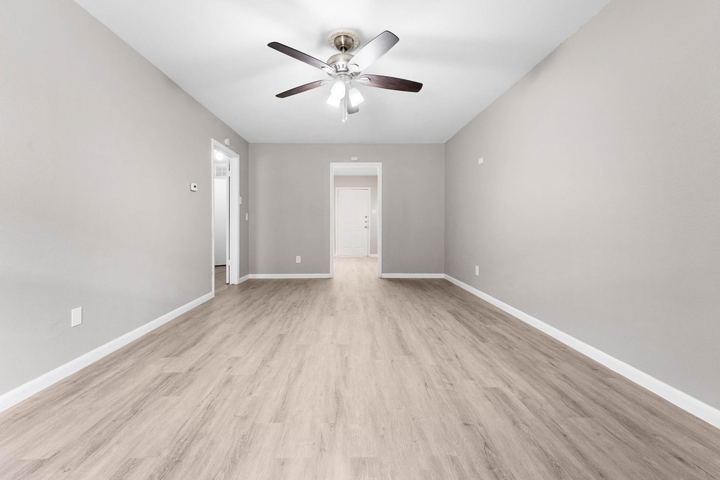 3430 Sockwell Boulevard - Photo 7