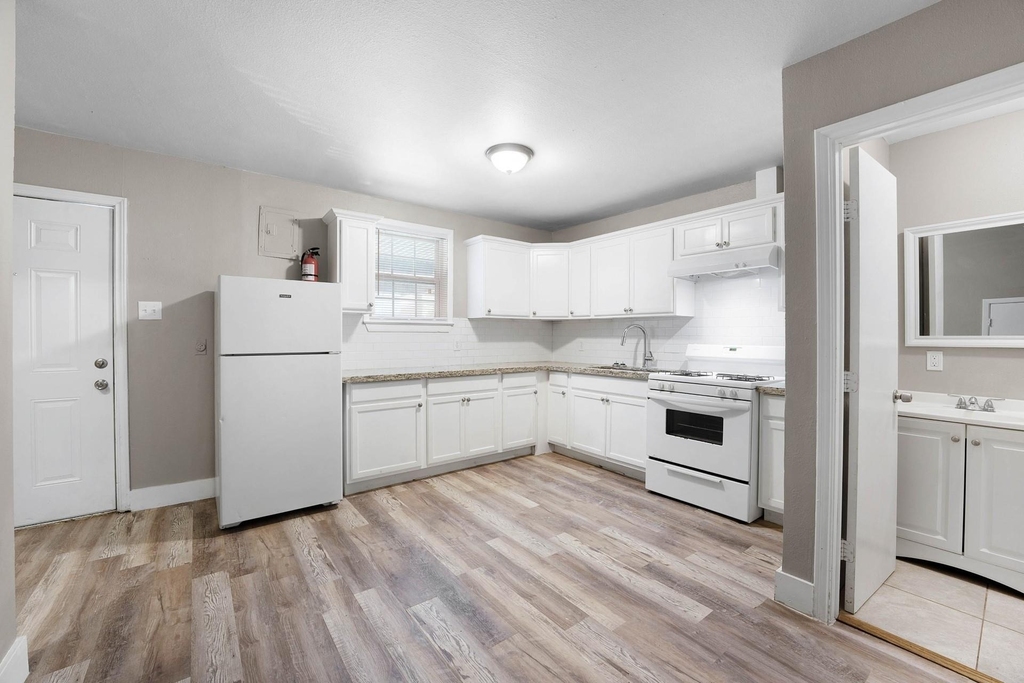 3430 Sockwell Boulevard - Photo 13