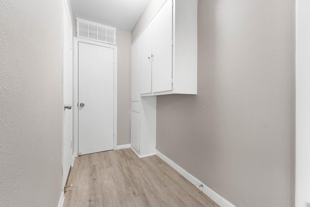 3430 Sockwell Boulevard - Photo 4