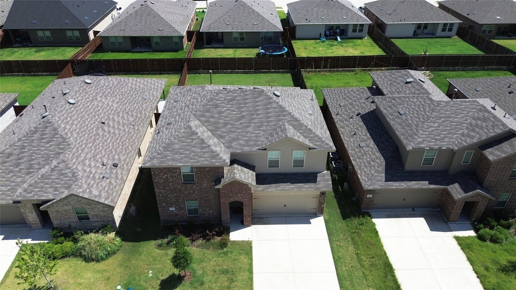 1436 Briar Hill Road - Photo 1